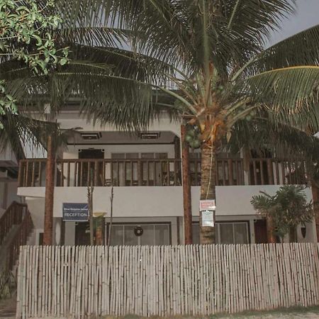Blue Dolphin Hotel Malapascua Island Exterior foto